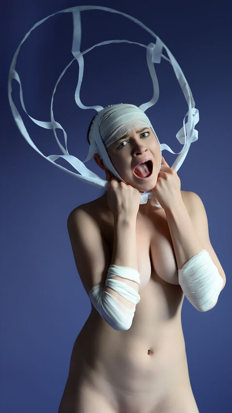 Model stories and experiences in art nude